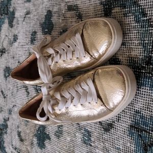 Frye Ivy Low Lace sneakers Gold Metallic sz 7.5